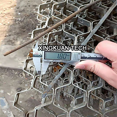 AISI 304 عرافة شبكة معدنية بطانة حرارية فليكس معدنية 1.8X20X50mm